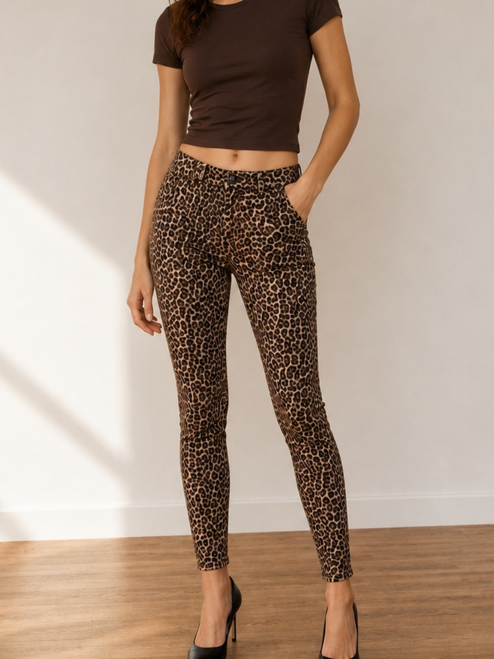 White House Black Market Leopard Print Slim Ankle Pants Women’s 8R Stretch